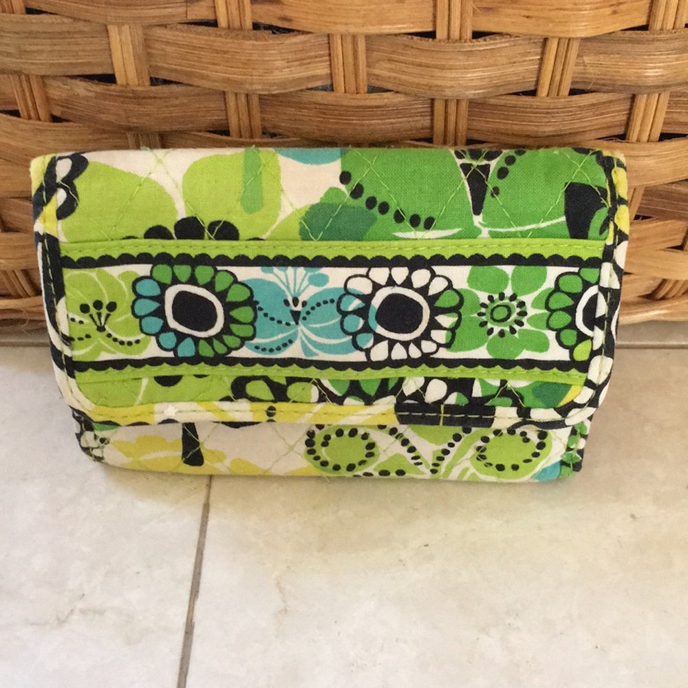 Vera Bradley wallet in Lime’s Up!